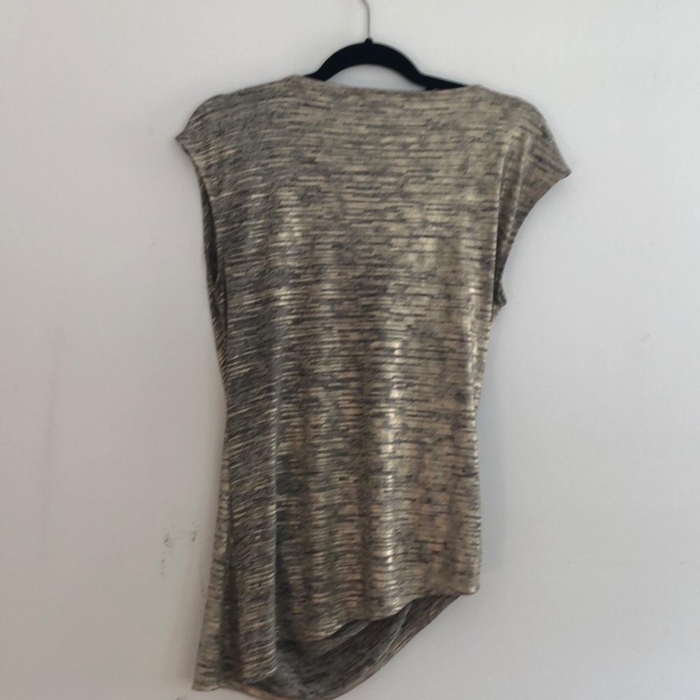 Top - Picture 2 of 3